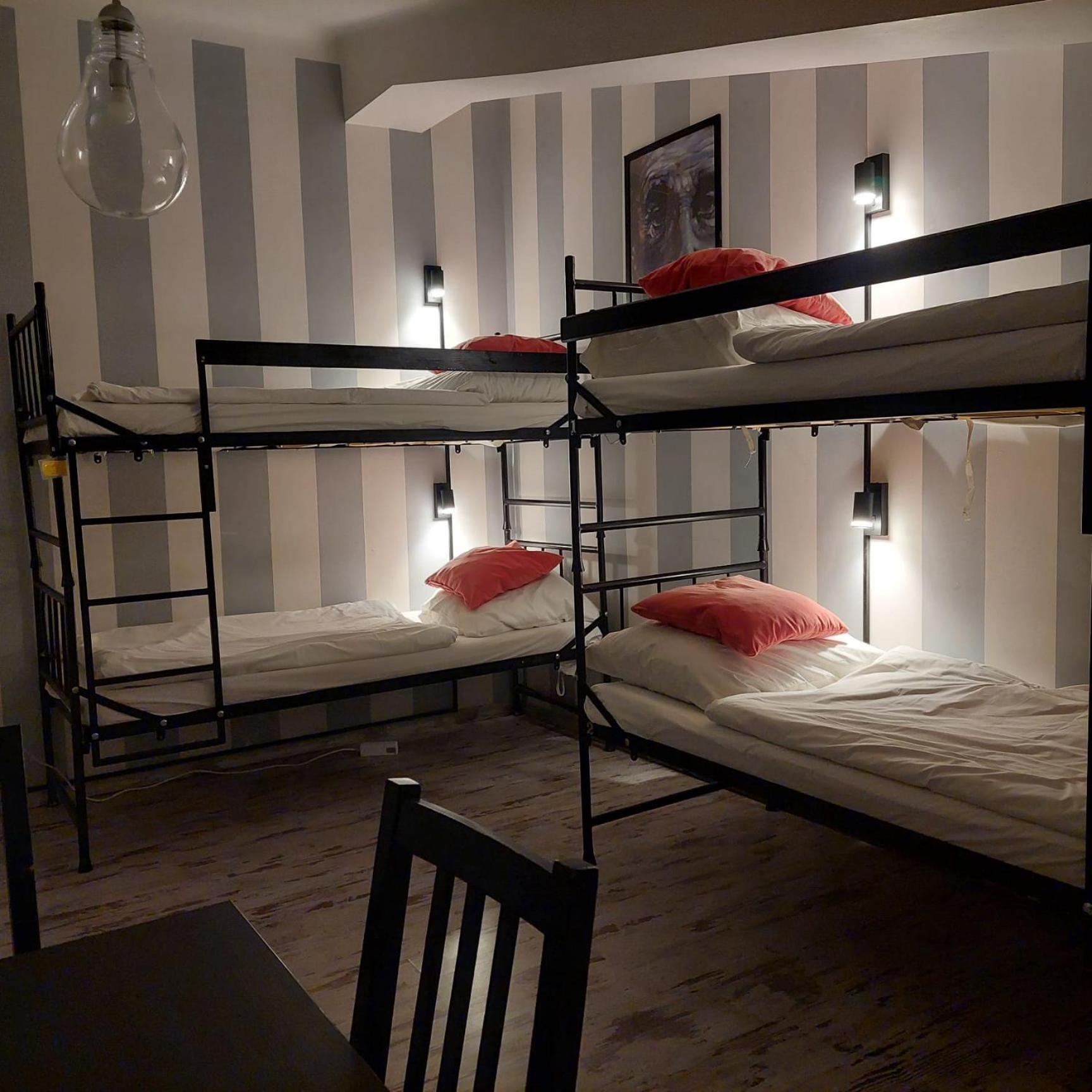 Ab Hostel Varsovie Extérieur photo