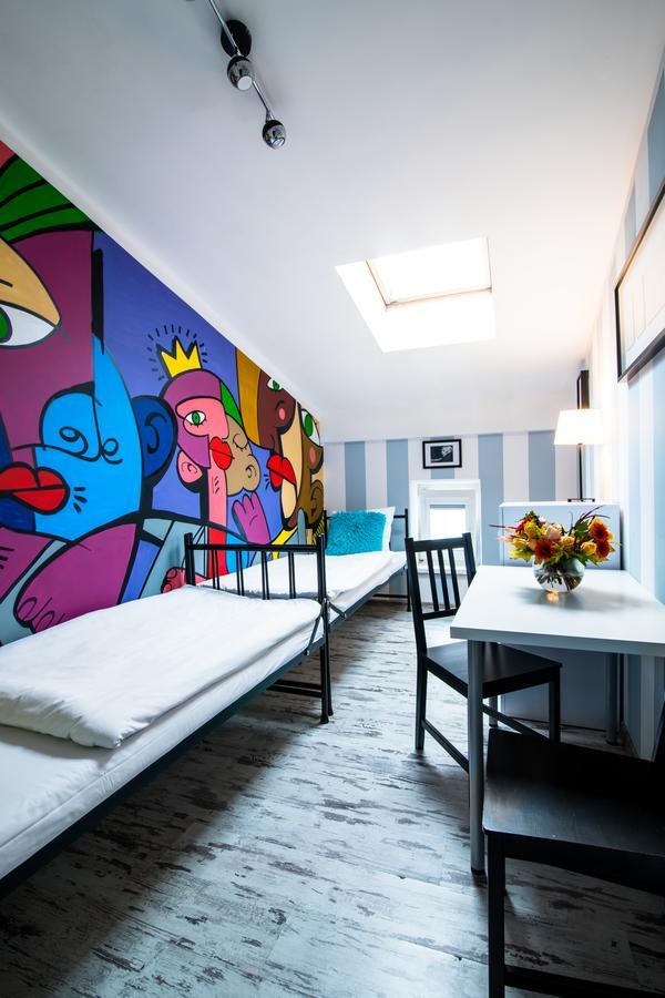 Ab Hostel Varsovie Extérieur photo